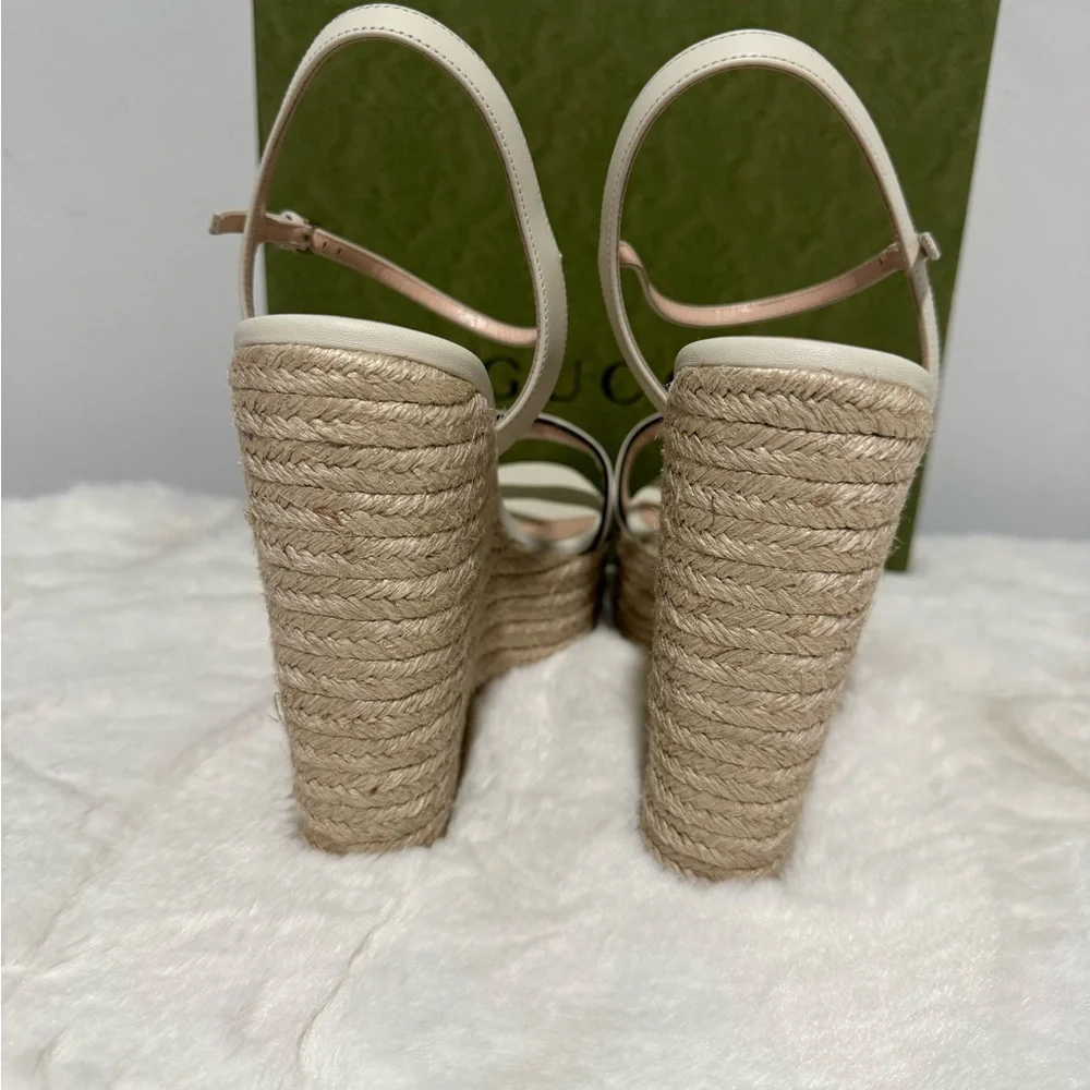 Gucci Women's White and Gold Wedge Sandals - Picture 3 of 7